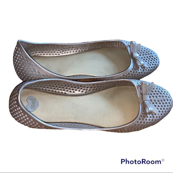 Dreamed by Melissa Gold Perforated Jelly Ballet Flats with Bow size 8 - Picture 2 of 5